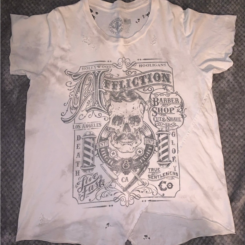AFFLICTION DISTRESSED SKULL BARBER SHOP T